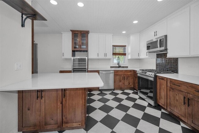 Building Photo - 1529 Paloma Ln