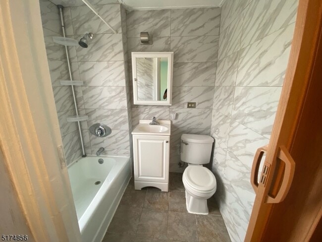 Building Photo - 313 Hoover Ave