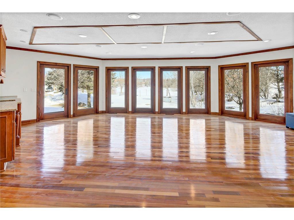 1209 Lewis Ave SW, Hutchinson, MN 55350 House Rental in Hutchinson