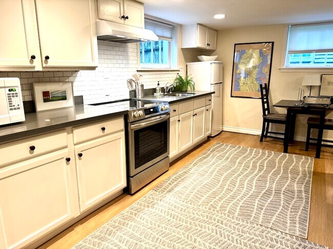 Foto del edificio - 5320 9th Ave NE