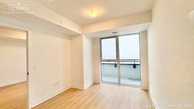 Building Photo - 2545 Simcoe St N