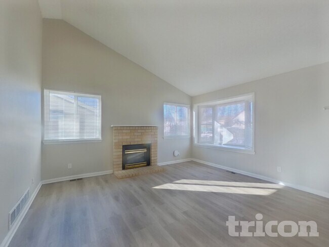 Foto del edificio - 1800 Granby Ct