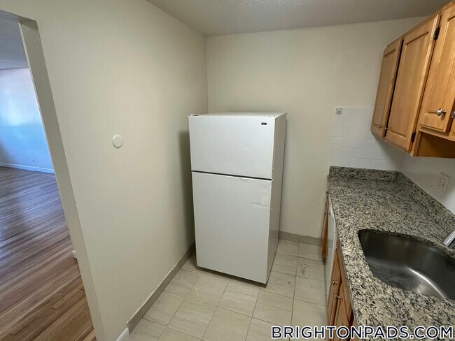 Foto del edificio - 122 Dustin St