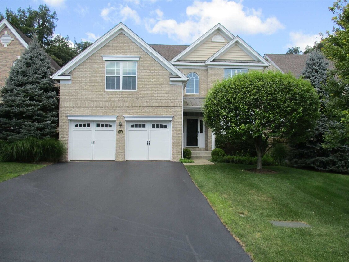 Primary Photo - 155 Stony Brook Rd