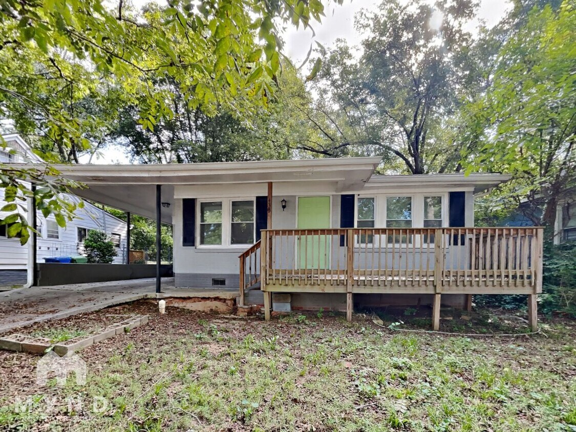 Foto principal - 433 W Lake Ave NW