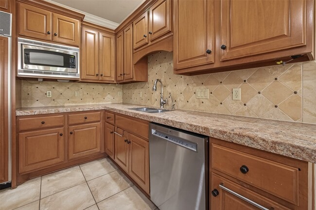 Foto del edificio - 2210 Bywater Dr