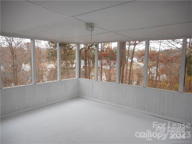 Foto del edificio - 7426 Kilcullen Dr