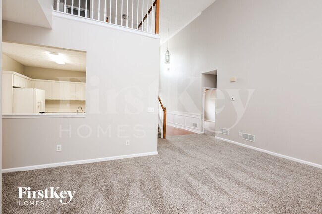 Foto del edificio - 235 Lazy Willow Ln
