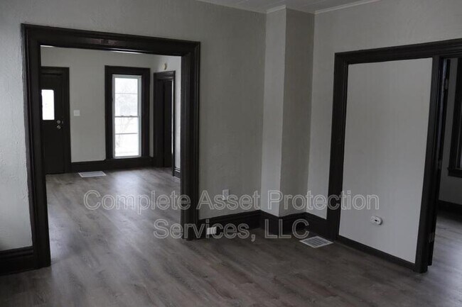 Foto del edificio - 403 Rose St