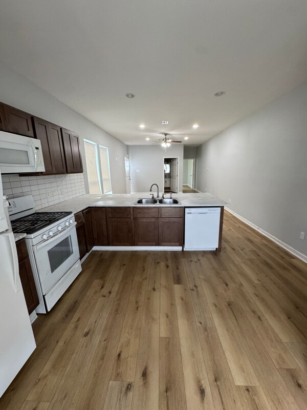 Foto del edificio - 3703 Derbigny St