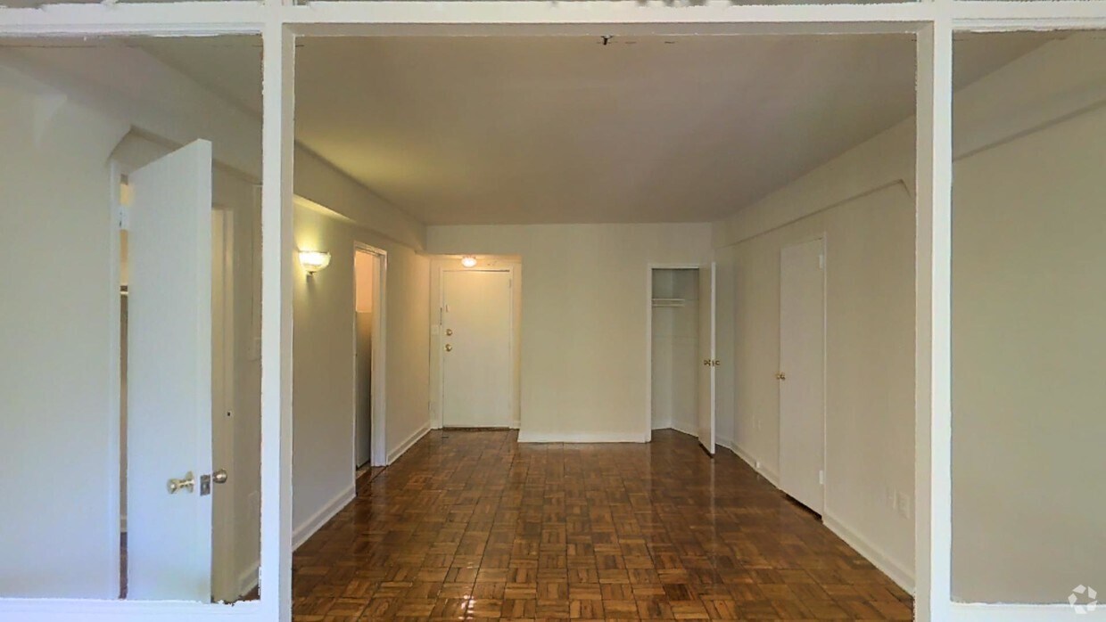 Photo - The Diplomat Apartments