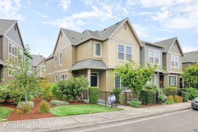 Building Photo - 2 br, 2.5 bath House - 2337 NW Roseburg Te...