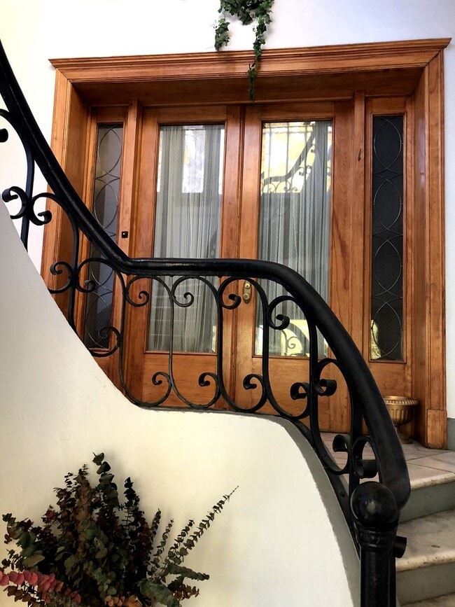 Photo - Saint James Ct Apartment