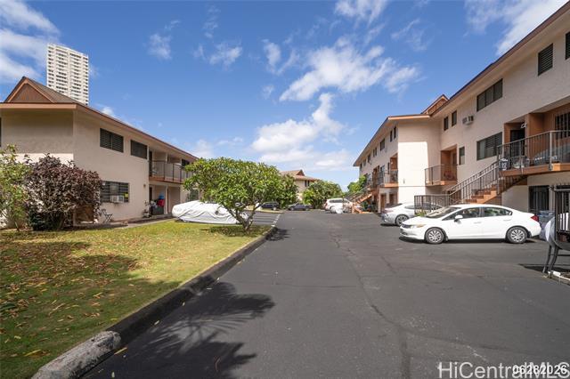 Foto del edificio - 98-306-306 Kaonohi St