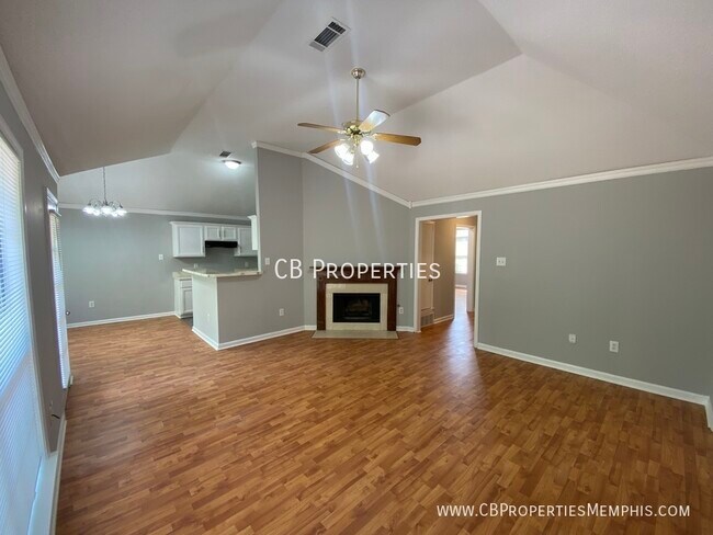 Foto del edificio - 9992 Woodland Bend Cove