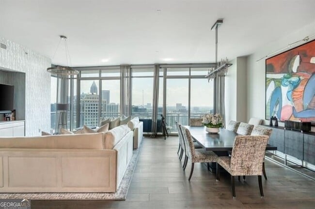 Foto del edificio - 1065 Peachtree St NE