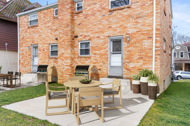 Patio - 62 Duncan Ave