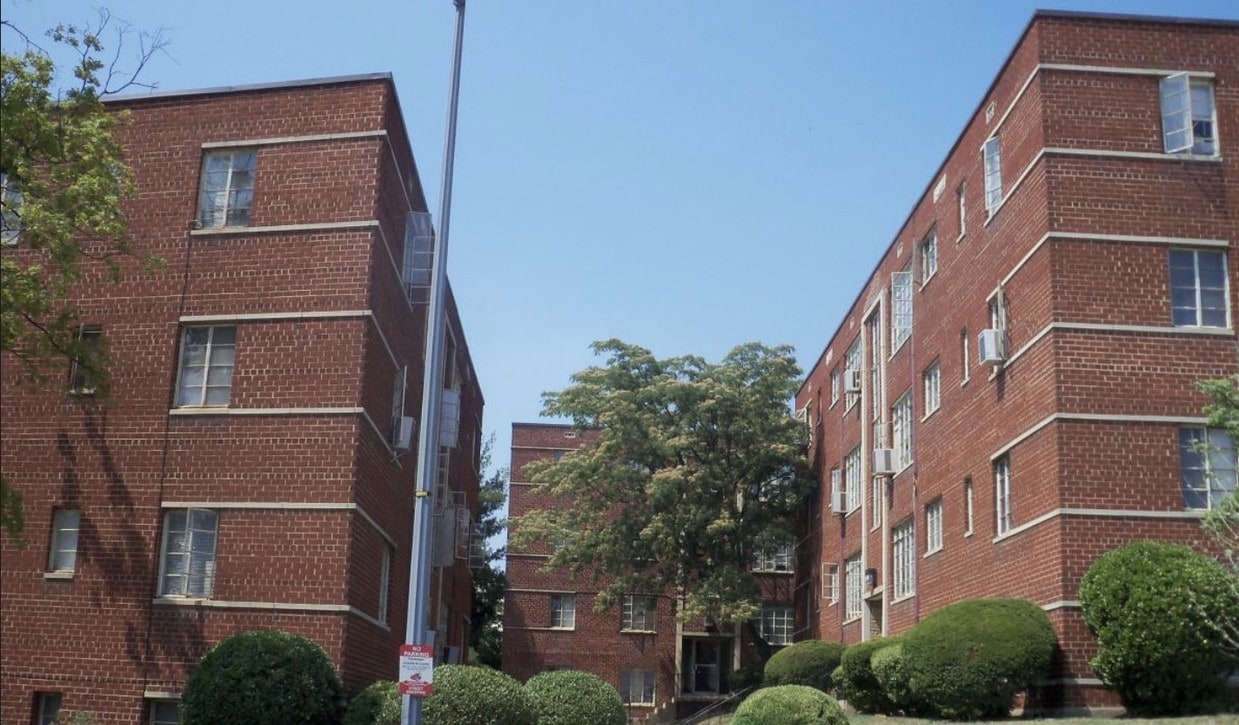 Primary Photo - 1616 K St NE