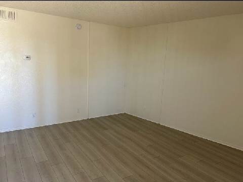 Foto del edificio - 38521 5th St E