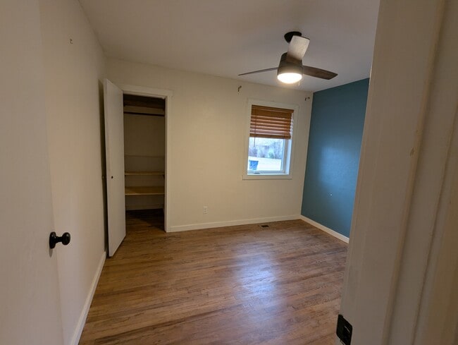 Foto del edificio - 455 NE Clay Ave