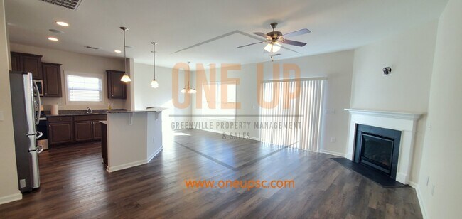 Building Photo - Charming 3 Bed, 2.5 Bath Home with Granite...
