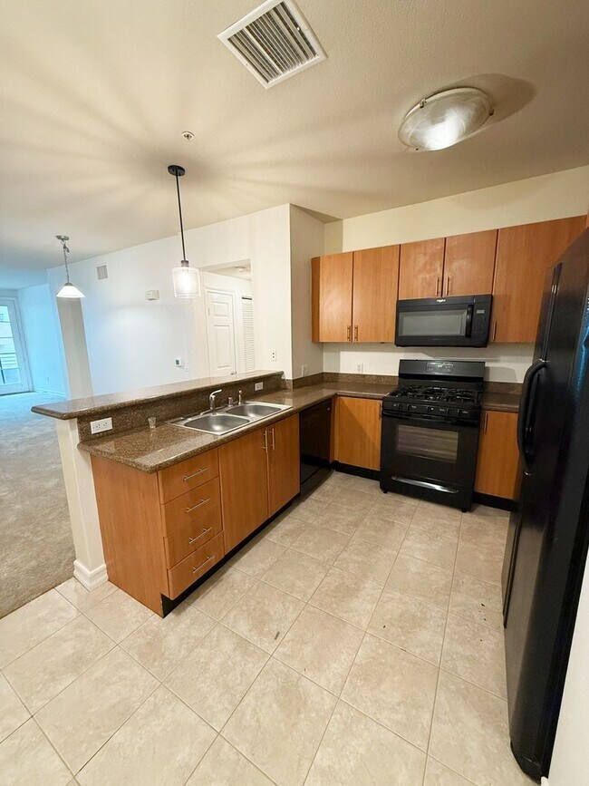 Foto del edificio - 2 Bed/2 Bath Condo available at Union Square!