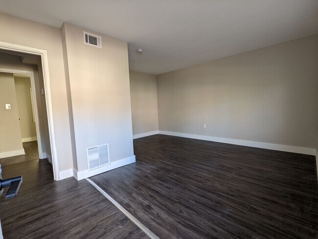 Foto del edificio - 1461 Pine St NW
