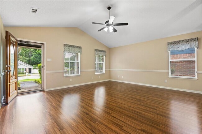 Foto del edificio - 3505 Pepper Ridge Dr