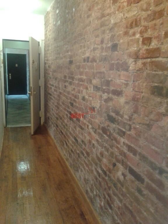 Foto del edificio - 202 E 7th St S