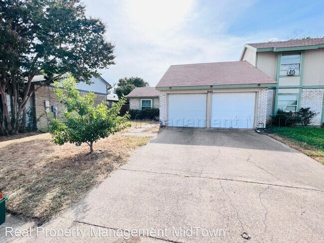 Building Photo - 2 br, 1 bath House - 2925 Fairway Dr.