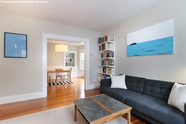 Building Photo - 47 Teele Ave