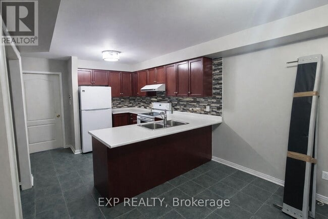 Photo du bâtiment - 25 Cedarvalley Blvd