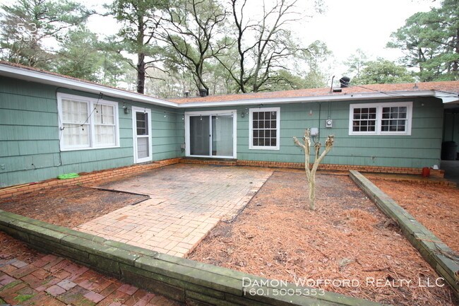 Building Photo - 5327 Hartsdale