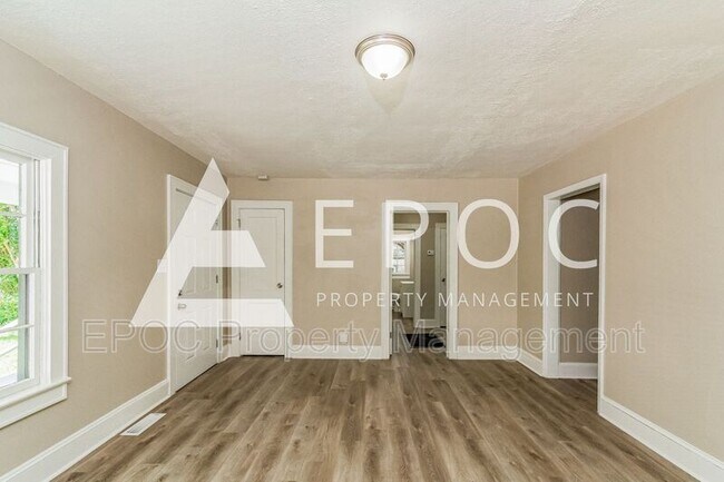 Foto del edificio - 723 Ellis St