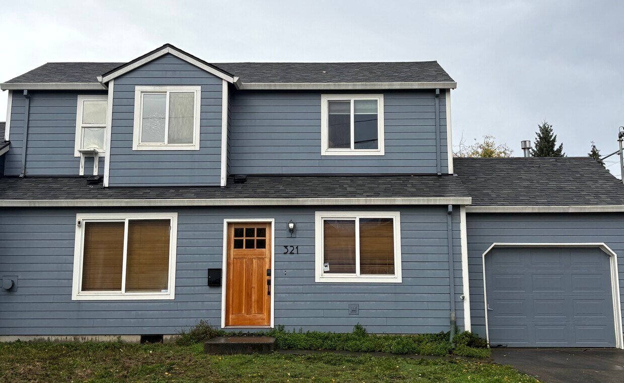 Foto principal - 321 N Mason St