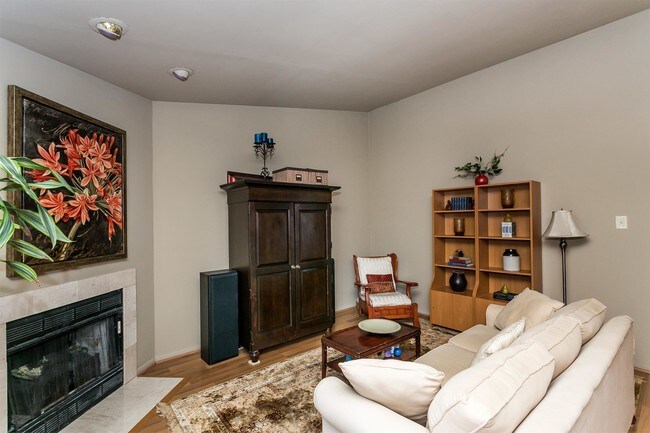 Building Photo - 69 Ashlar Hill Ct