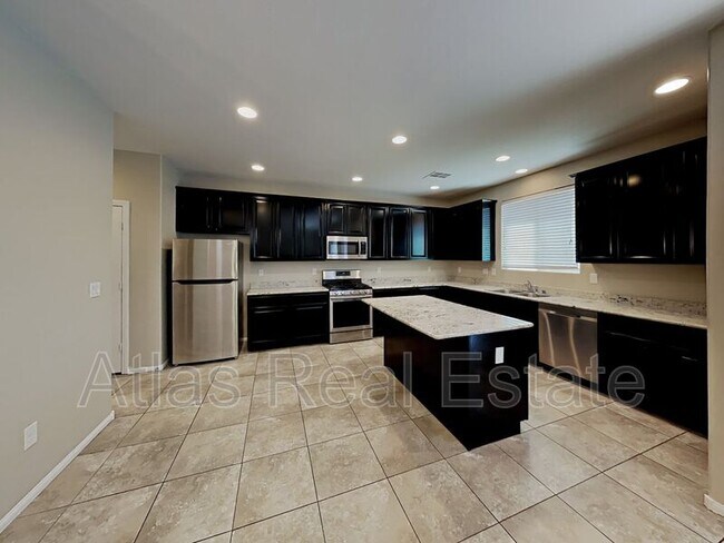 Foto del edificio - 6365 Kellyville Dr
