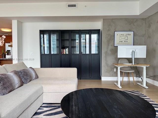Foto del edificio - 601 NE 27th St