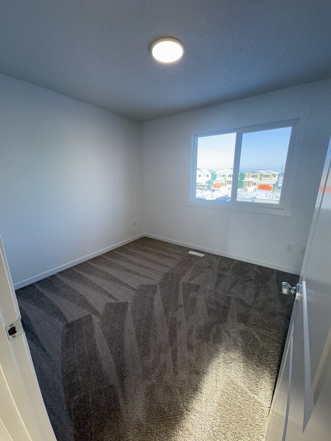 Photo du bâtiment - 244 Marquis Blvd NE