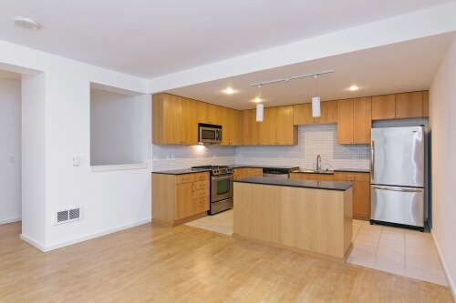 Foto del edificio - 76 Cedar St