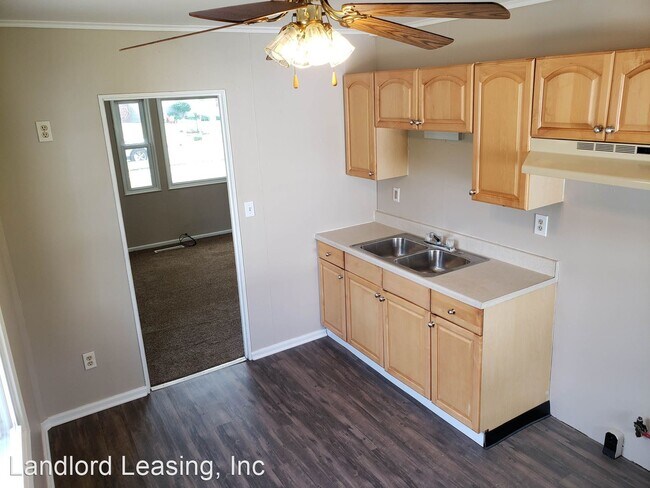 Building Photo - 3 br, 1 bath House - 4125 Riverview Lane