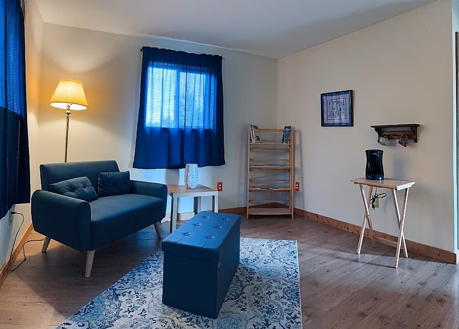 Building Photo - 7035 App Rd