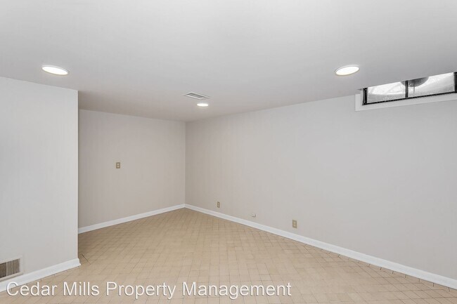 Foto del edificio - 2 br, 1 bath House - 4021 E. Mt. Vernon
