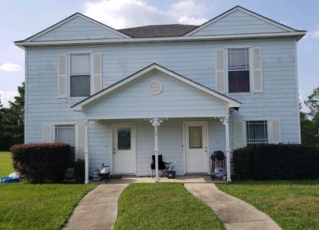Building Photo - 13157 Tracewood Dr