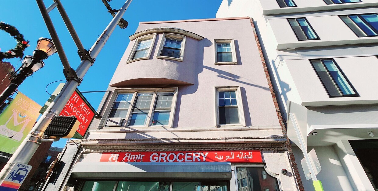 Primary Photo - 723 Bergen Ave