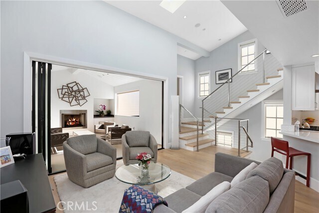 Foto del edificio - 715 Marigold Ave