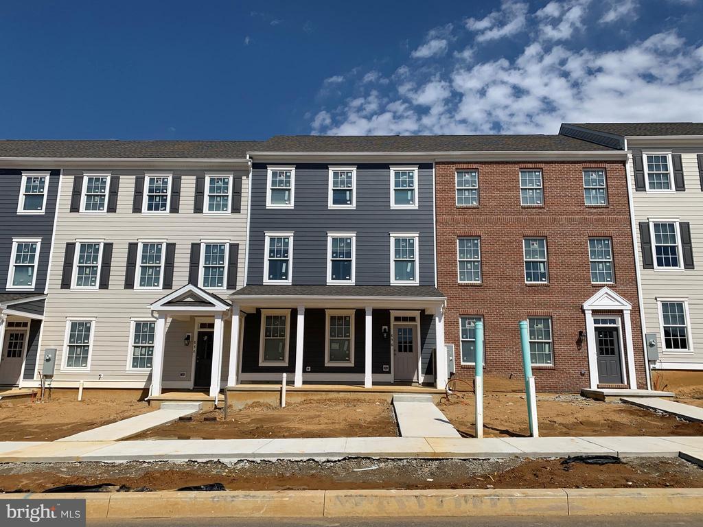 Foto principal - 856 Mapleton Ave