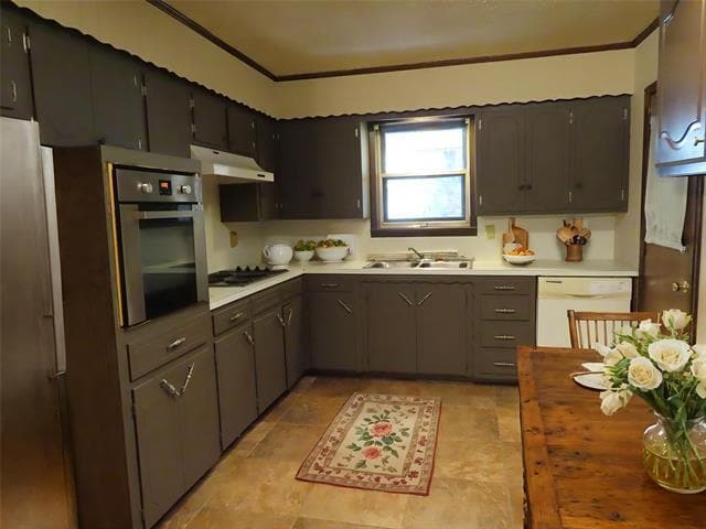 Building Photo - 3112 Eastland Ave