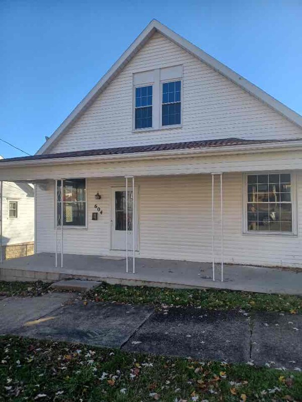 604 W Vine St, Martins Ferry, OH 43935 House Rental in Martins Ferry
