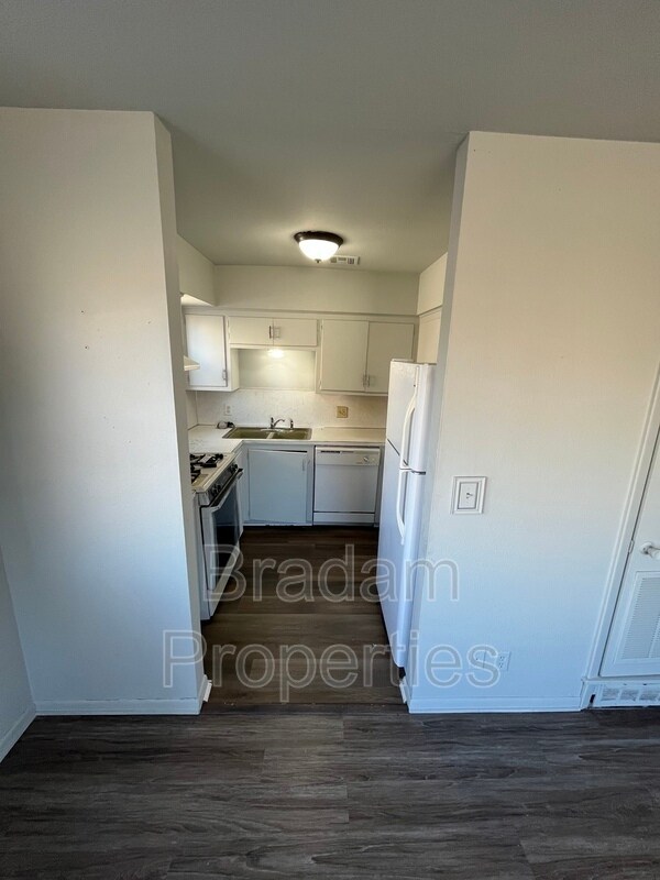 Building Photo - 2623 S 85th E Ave